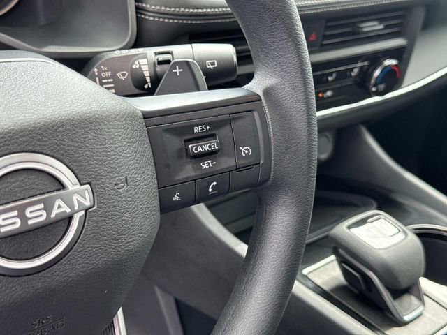 Certified 2025 Nissan Rogue S image 31