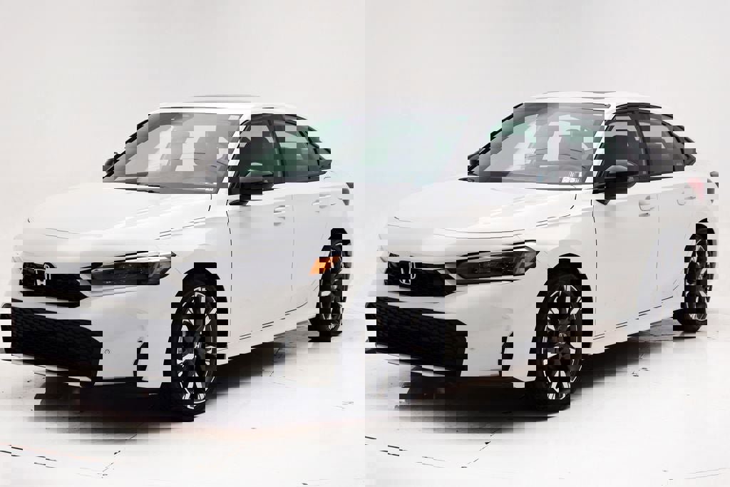 Used 2025 Honda Civic Sport Touring image 2