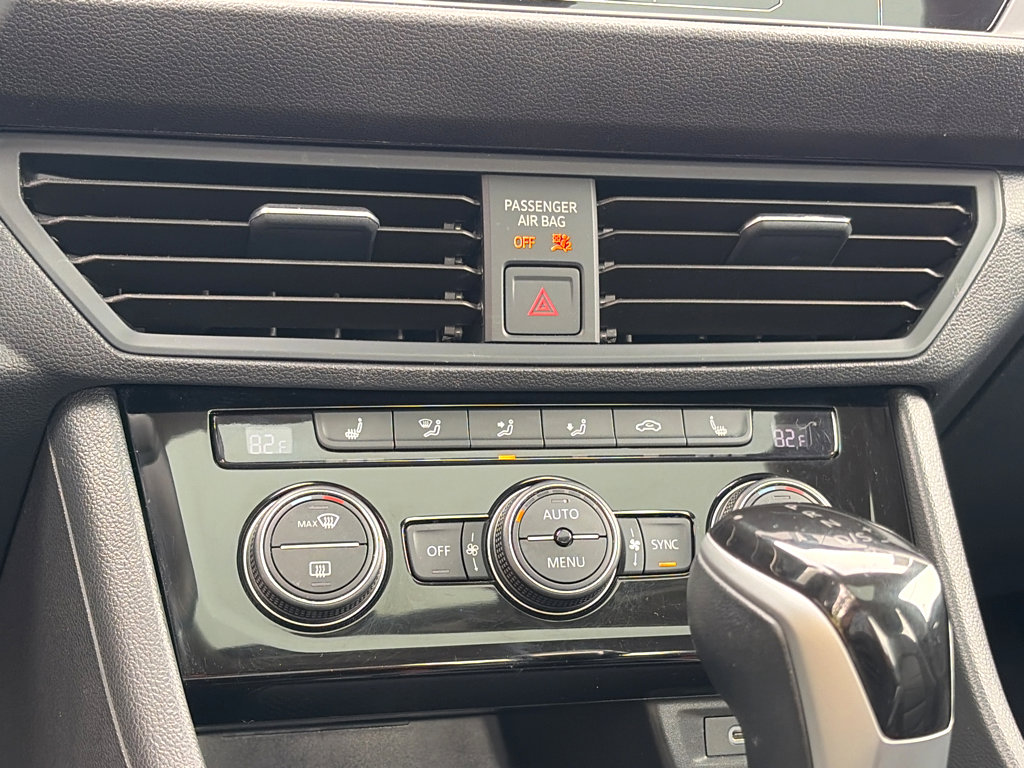 Used 2024 Volkswagen Jetta SE image 6
