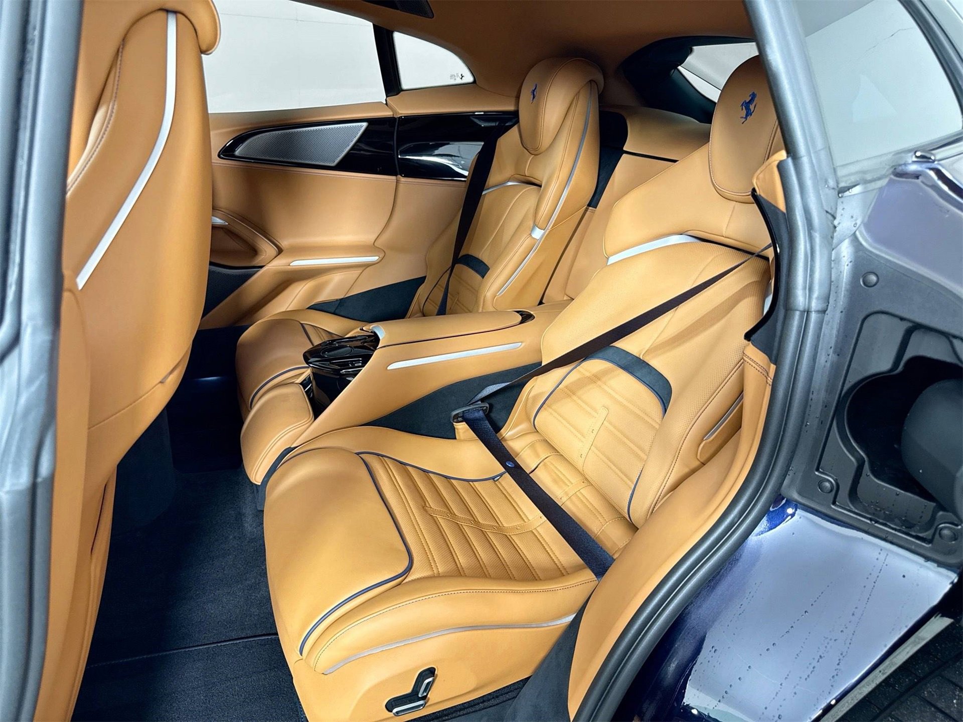 Certified 2024 Ferrari Purosangue image 18