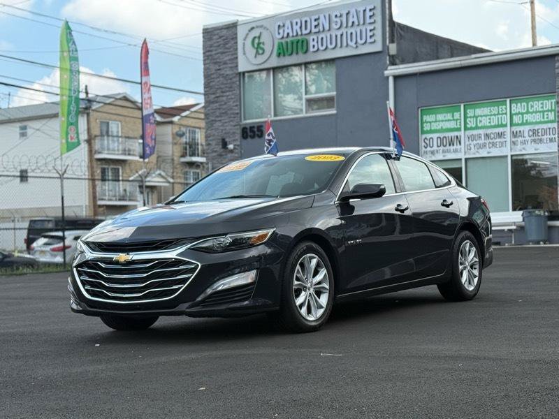 Used 2023 Chevrolet Malibu LT w/ Driver Confidence Package FWD image 1