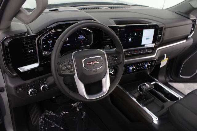 New 2026 GMC Sierra 1500 SLT image 9