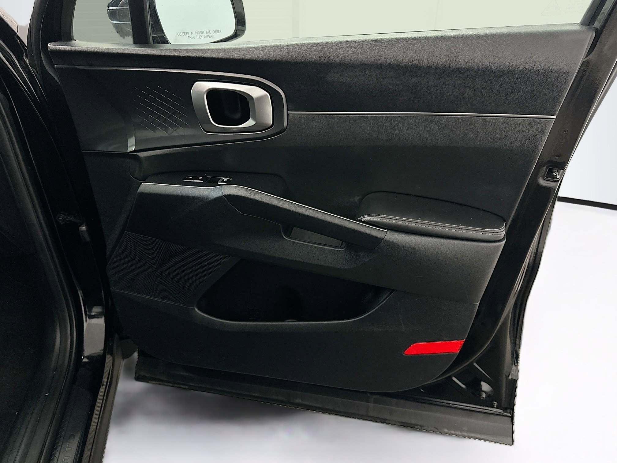 Used 2024 Kia Sorento S image 34