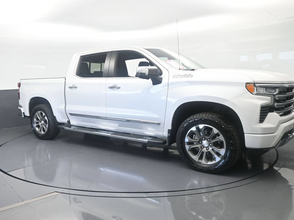 Used 2023 Chevrolet Silverado 1500 High Country w/ Technology Package RWD image 8