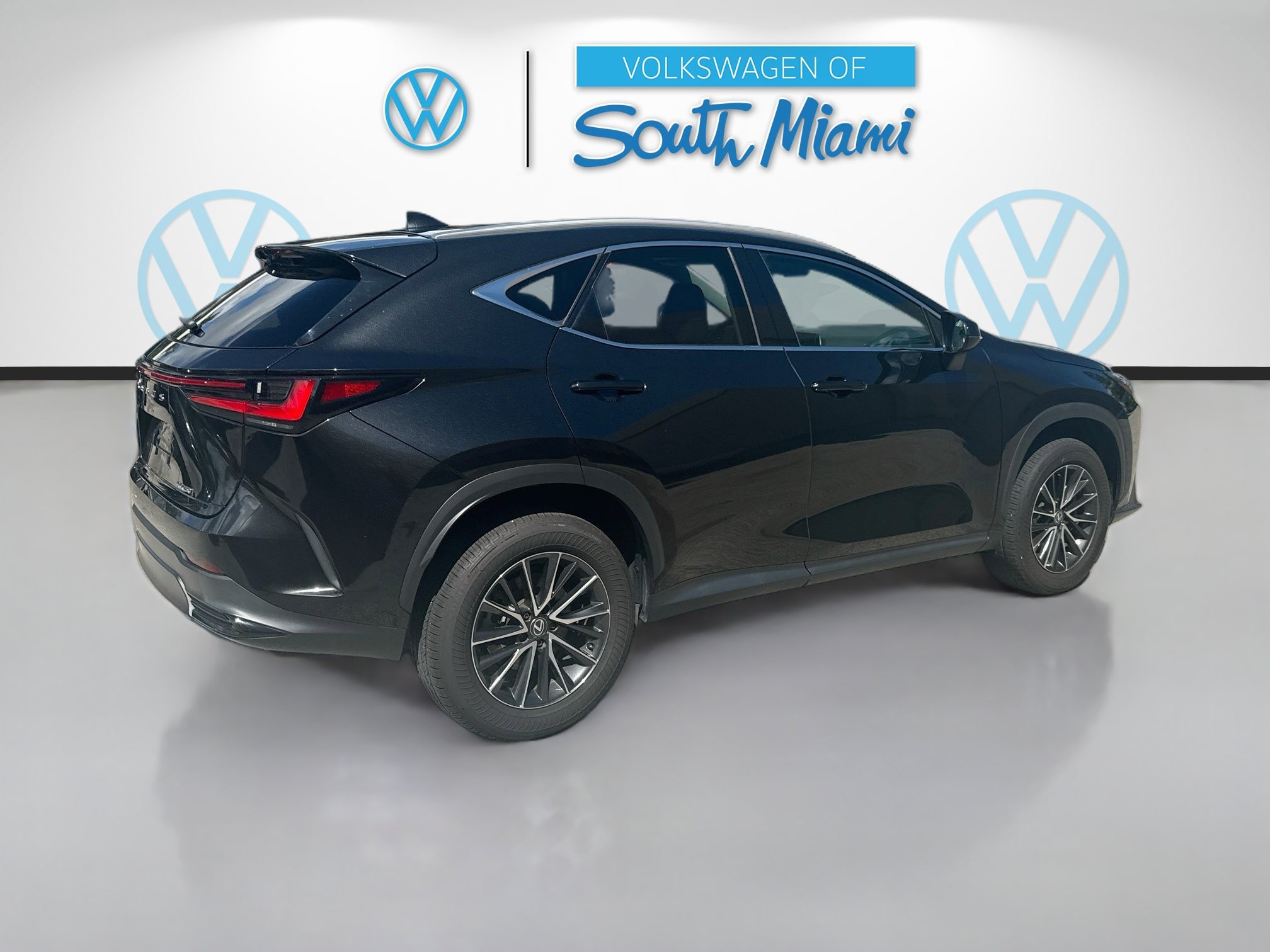 Used 2024 Lexus NX 250 FWD w/ Cold Area Package image 7