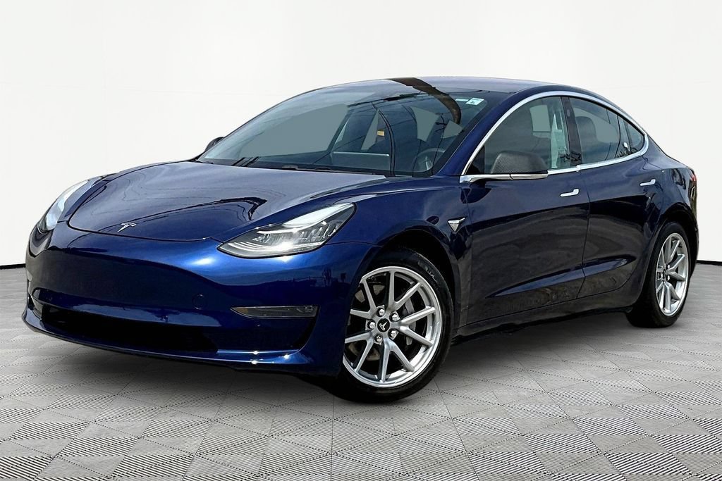 Used 2018 Tesla Model 3 Long Range RWD image 3