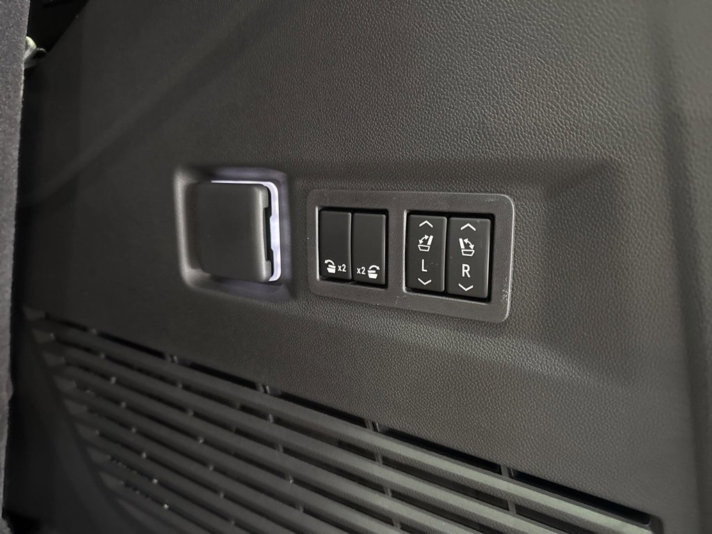 New 2026 Chevrolet Tahoe Premier image 14