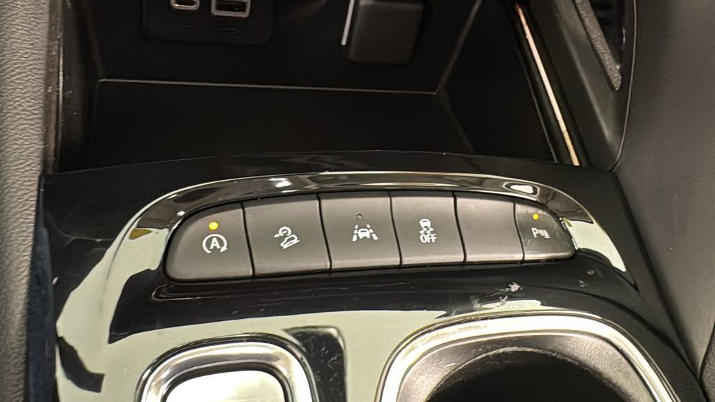 Used 2023 Buick Envision Preferred w/ Sport Touring Package AWD/4WD image 30