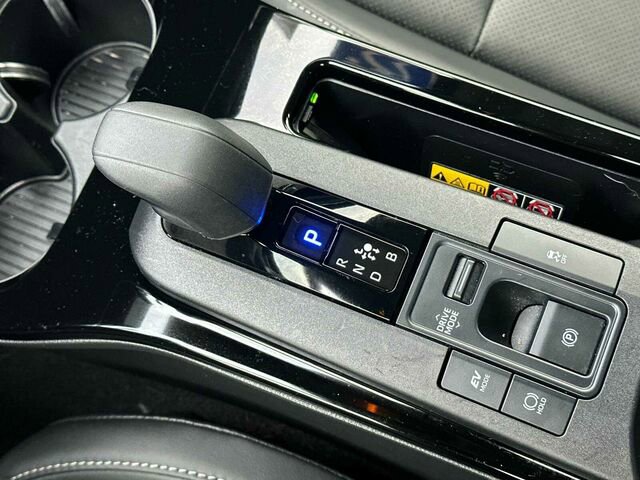 Used 2024 Toyota Prius XLE image 24