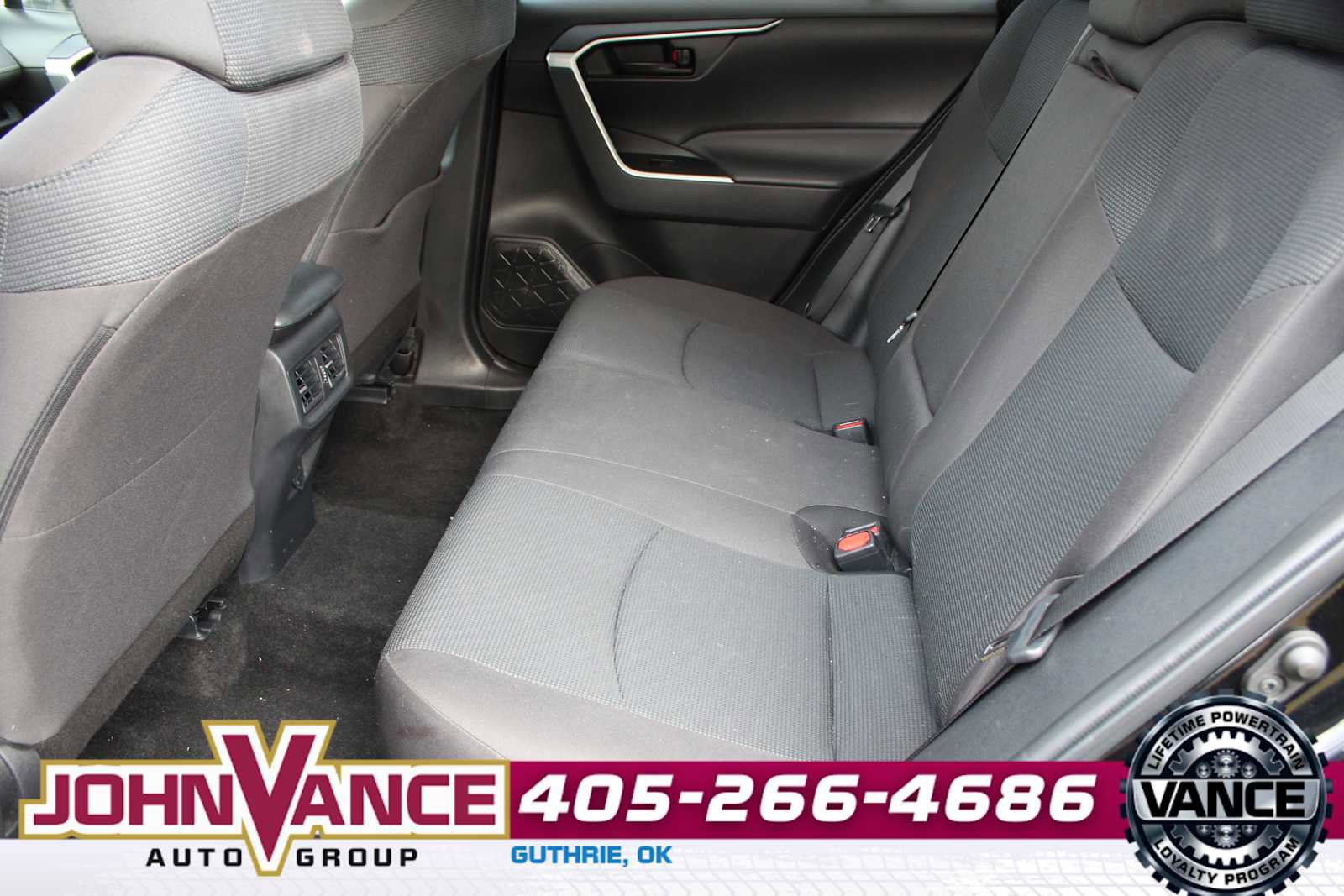 Used 2025 Toyota RAV4 LE AWD/4WD image 21