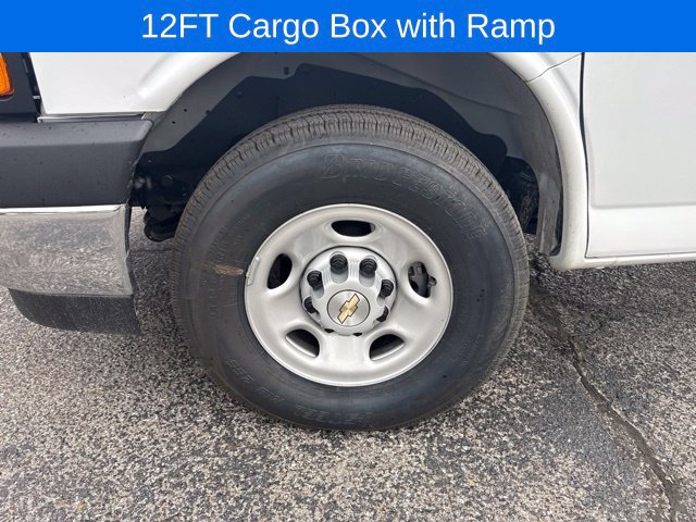 New 2026 Chevrolet Express 3500 w/ Power Convenience Package RWD image 10