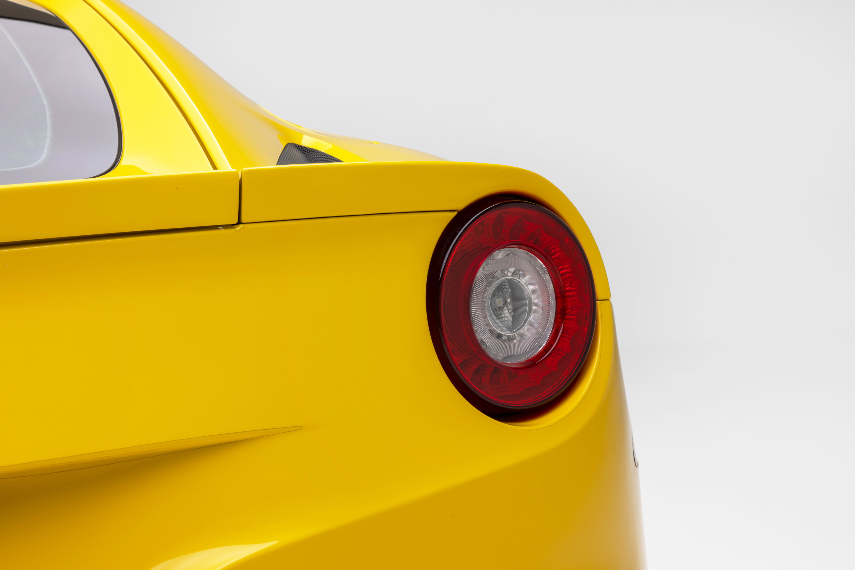 Certified 2017 Ferrari F12 Berlinetta RWD image 22