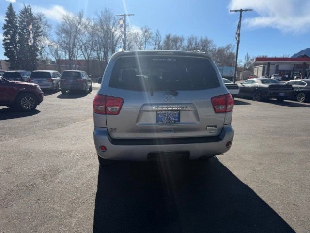 Used 2017 Toyota Sequoia SR5 w/ Premium Package AWD/4WD image 12