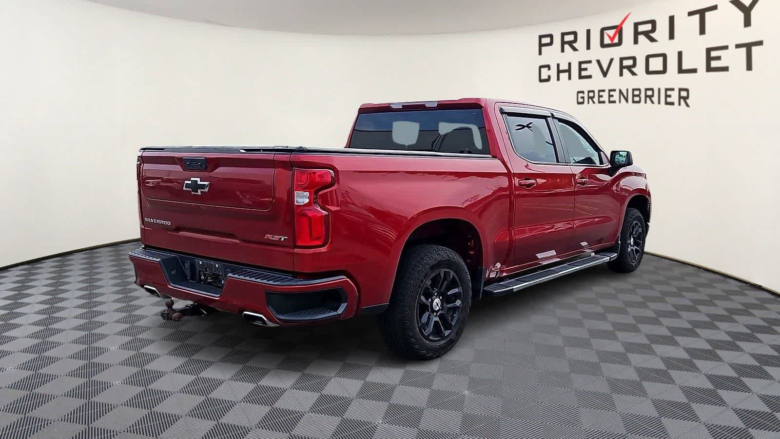 Used 2024 Chevrolet Silverado 1500 RST w/ Z71 Off-Road Package AWD/4WD image 8