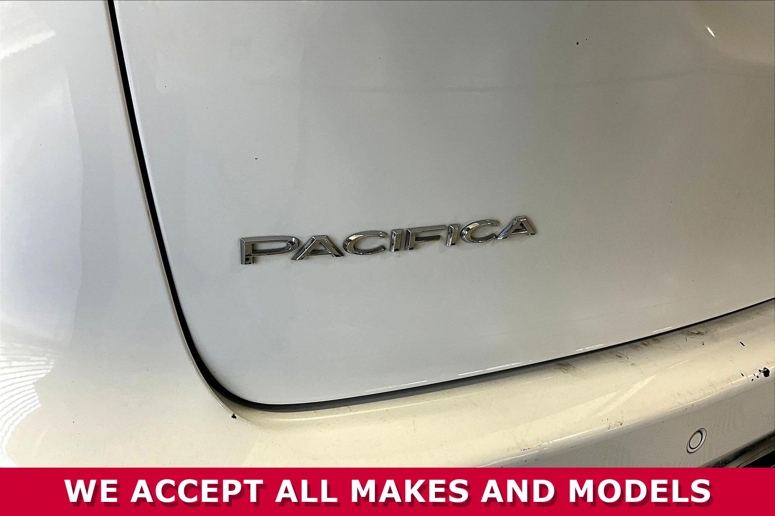 Used 2022 Chrysler Pacifica Touring-L FWD image 23
