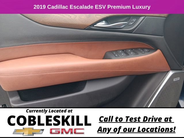 Used 2019 Cadillac Escalade ESV Premium Luxury AWD/4WD image 20