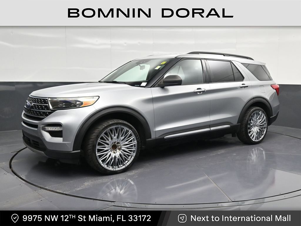 Used 2020 Ford Explorer XLT w/ Equipment Group 202A RWD image 1