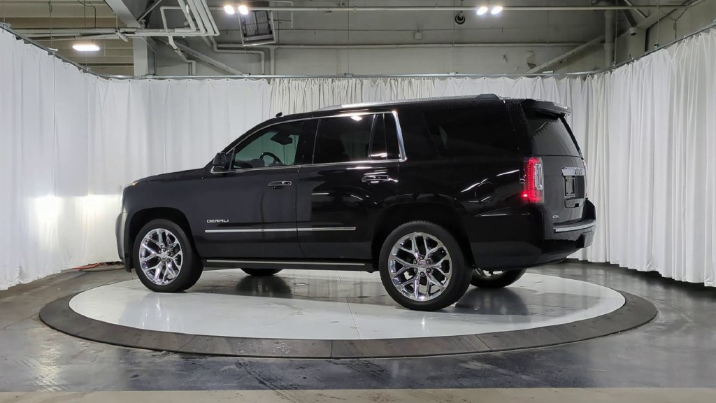 Used 2019 GMC Yukon Denali w/ Denali Ultimate Package AWD/4WD image 8