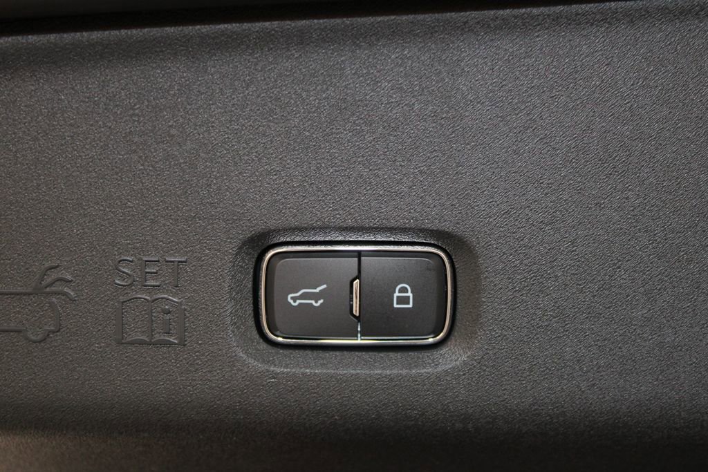 New 2026 Ford Expedition Platinum image 28