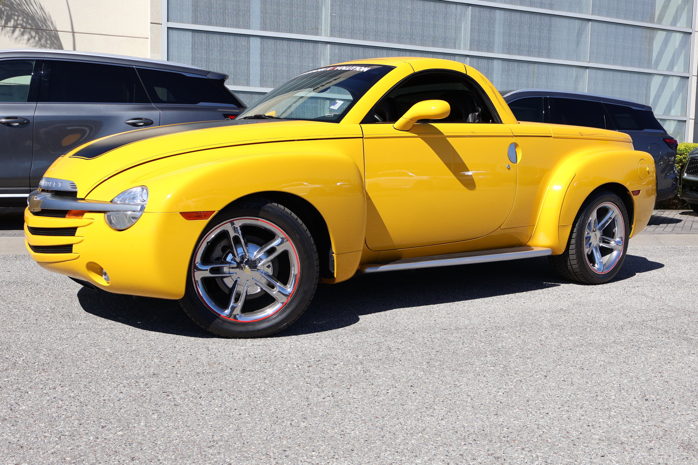 Used 2004 Chevrolet SSR w/ Preferred Equipment Group