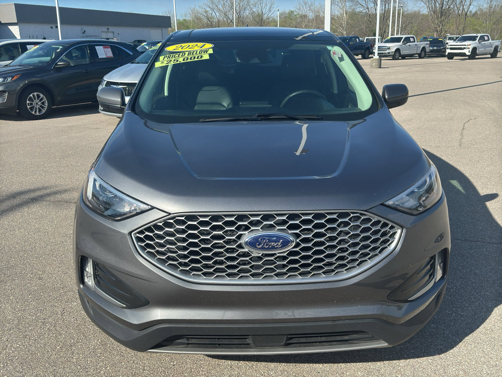 Used 2024 Ford Edge SEL w/ Convenience Package image 8