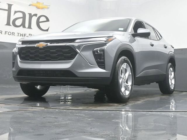 New 2026 Chevrolet Trax LS image 4