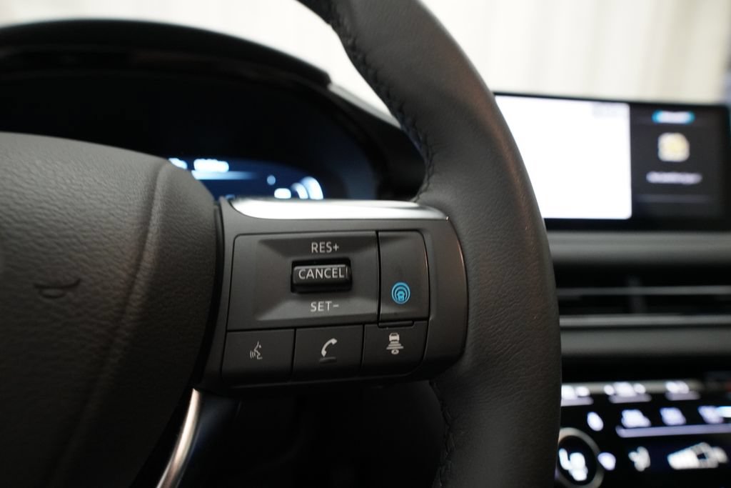 Used 2025 INFINITI QX60 Luxe AWD/4WD image 20