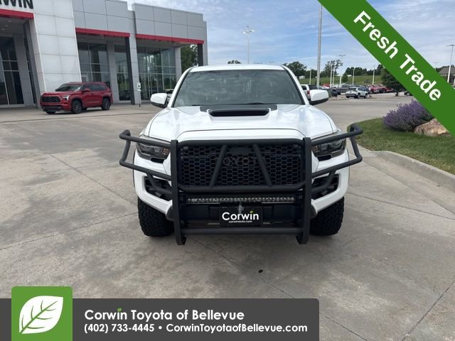 Used 2017 Toyota Tacoma TRD Pro AWD/4WD image 9