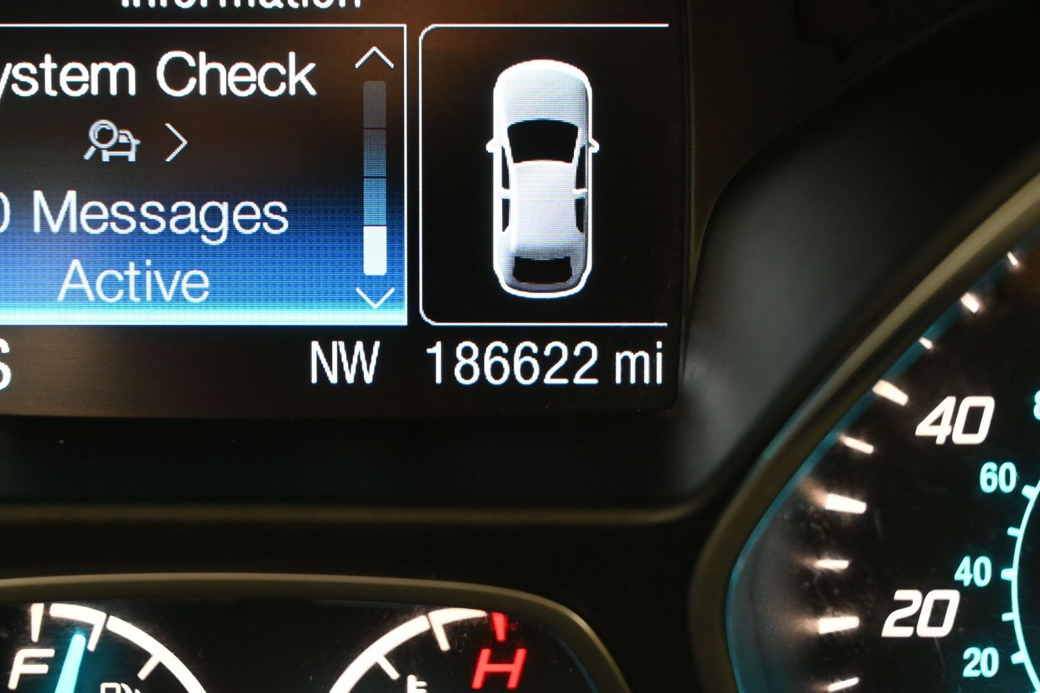 Used 2016 Ford Escape Titanium w/ Equipment Group 301A AWD/4WD image 16