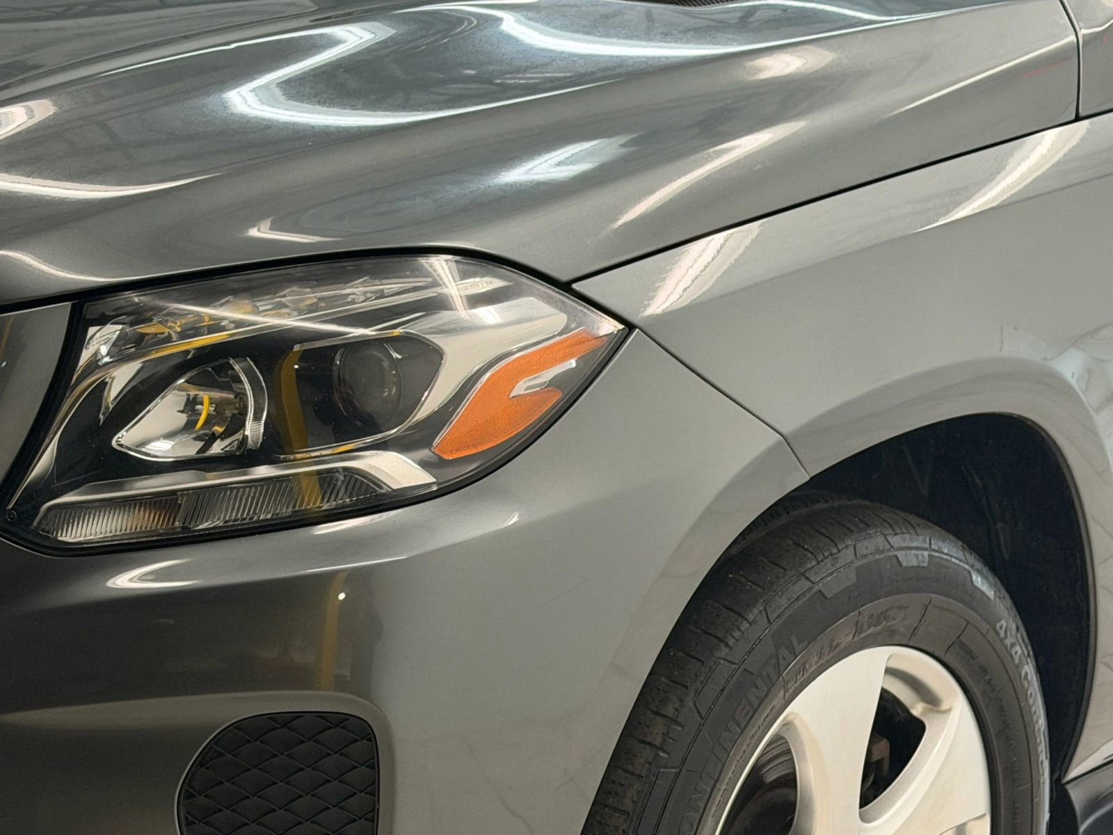 Used 2017 Mercedes-Benz GLS 450 4MATIC w/ Premium Package image 4