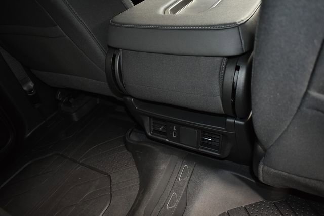 New 2026 Chevrolet Silverado 2500 Custom w/ Custom Value Package AWD/4WD image 31