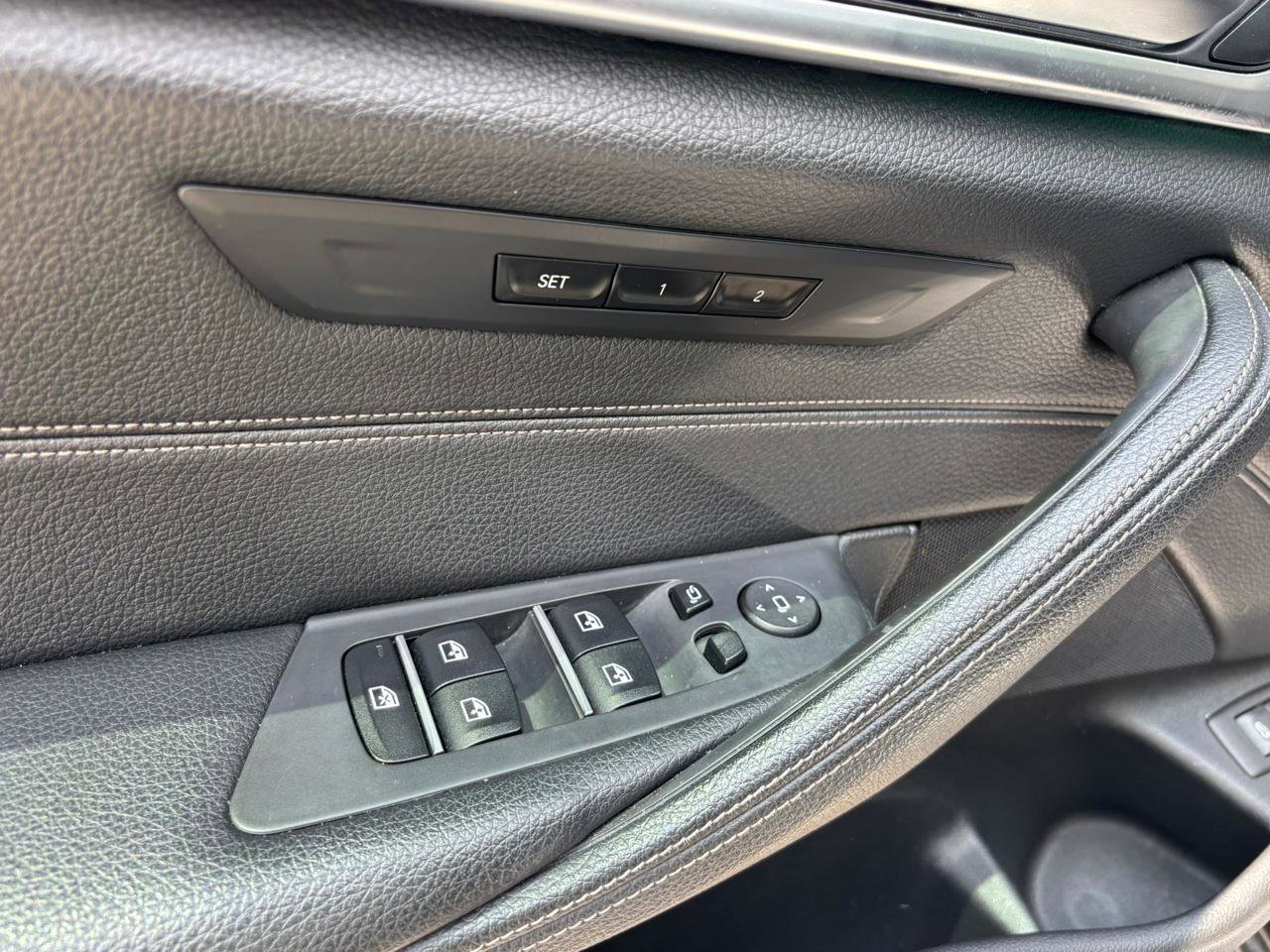 Used 2019 BMW 530i xDrive w/ Convenience Package AWD/4WD image 37