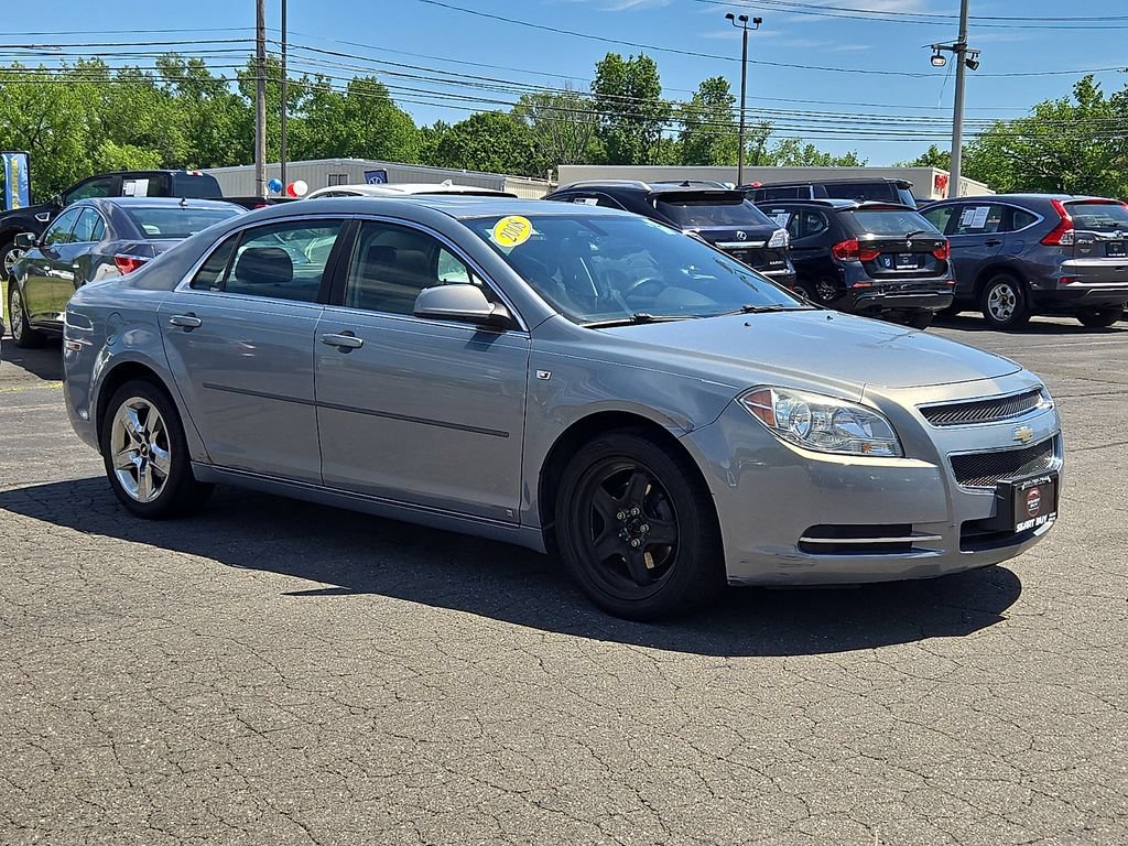 Used 2008 Chevrolet Malibu LT w/ Power Convenience Package FWD image 4