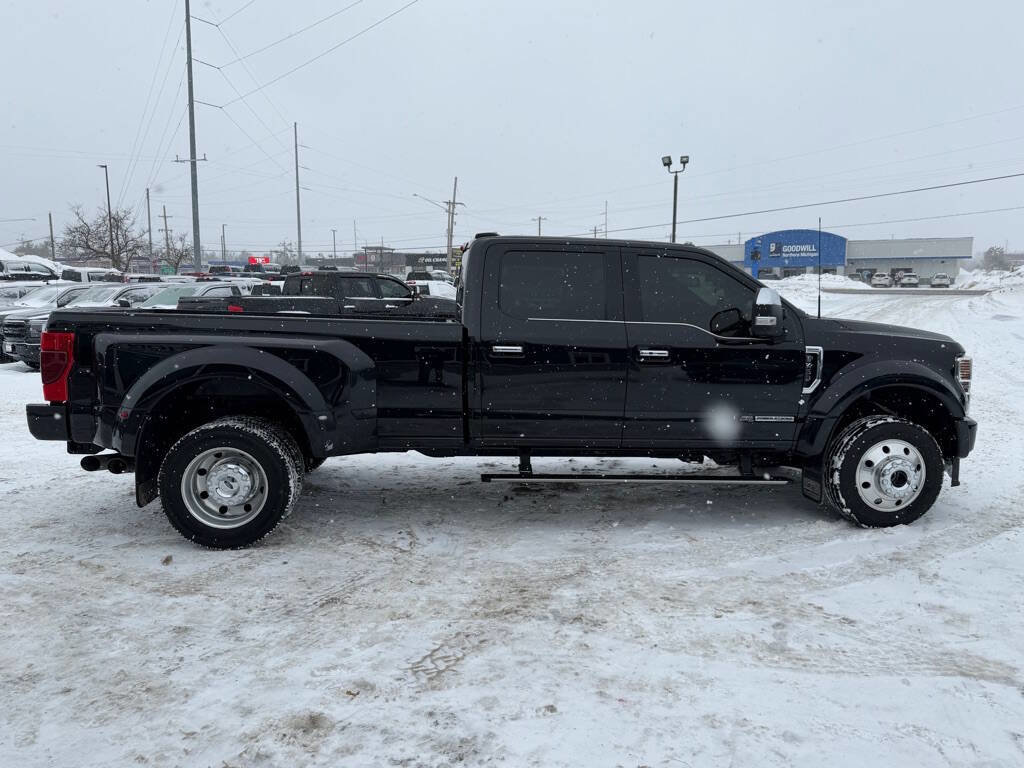 Used 2022 Ford F450 Platinum w/ FX4 Off-Road Package image 6