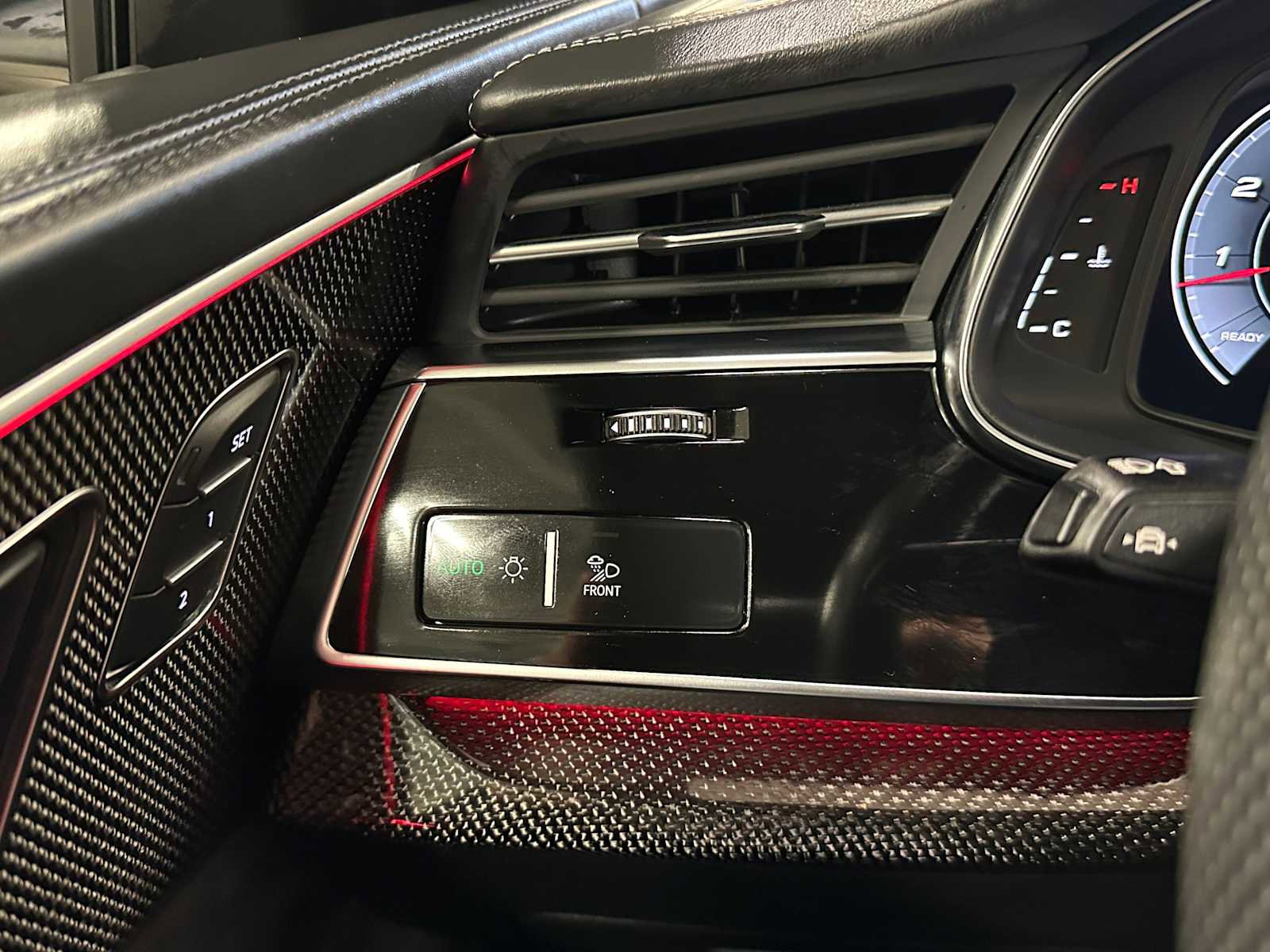 Used 2021 Audi SQ8 Prestige w/ Prestige Package image 33