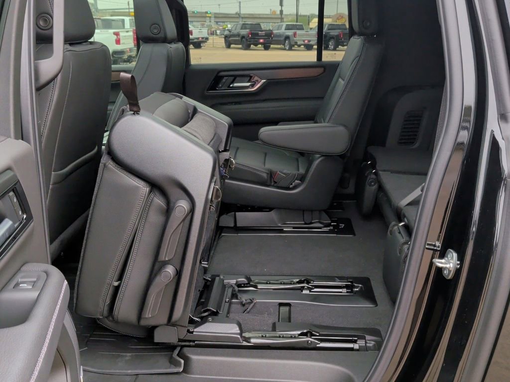 New 2026 GMC Yukon XL Denali w/ Sun & Power Step Package image 36