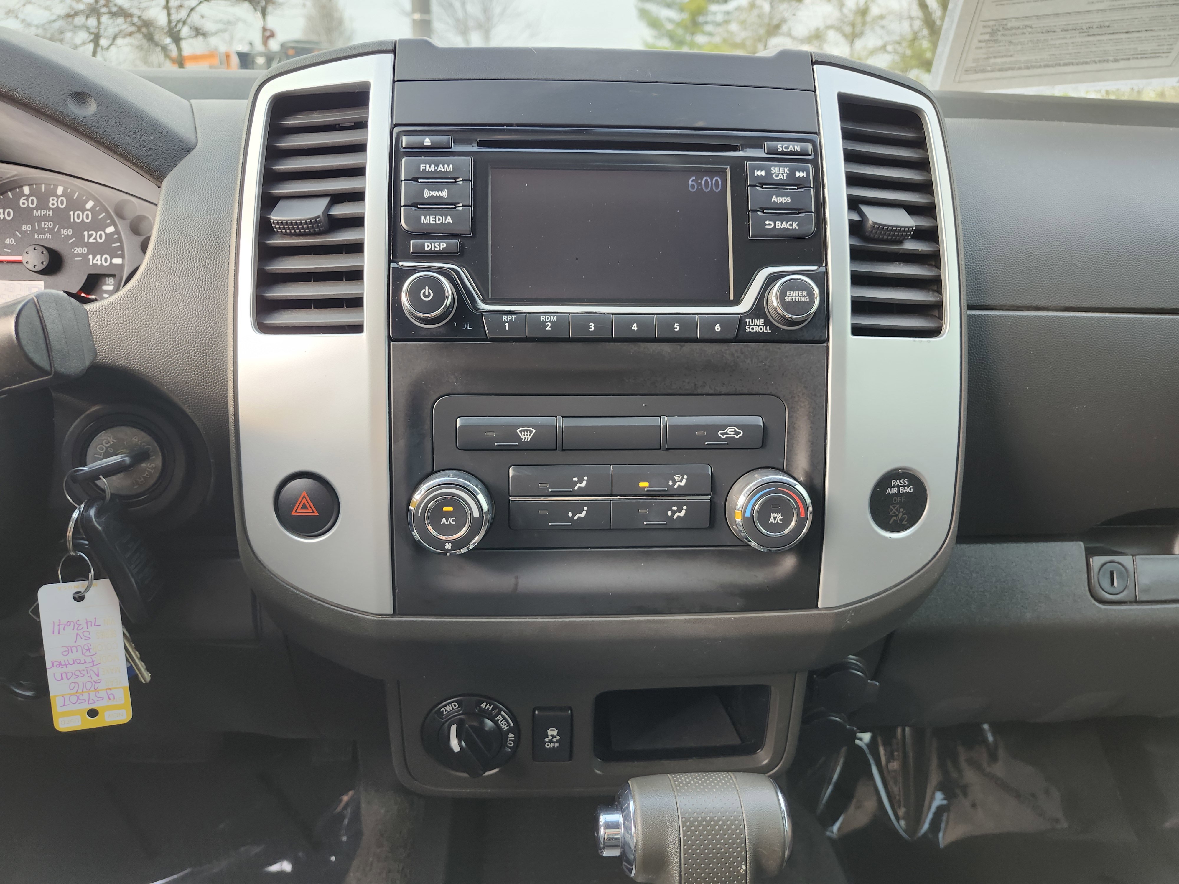 Used 2016 Nissan Frontier SV AWD/4WD image 24