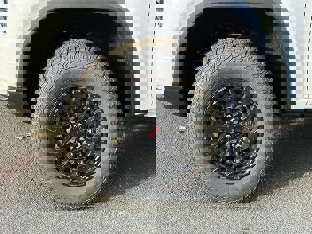 New 2026 GMC Canyon Elevation w/ Convenience Package image 7