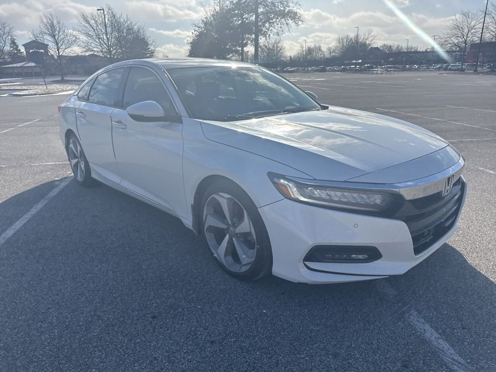 Used 2019 Honda Accord Touring image 5