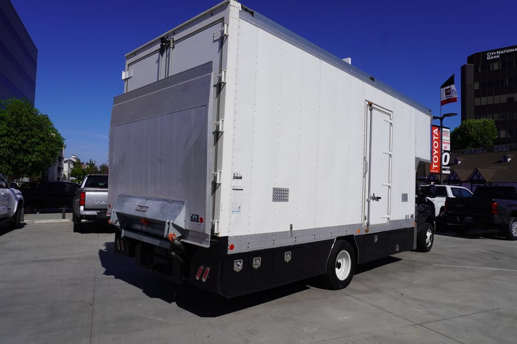 Used 2024 Ford E-450 and Econoline 450 Super Duty w/ Power Windows & Locks Group RWD image 6