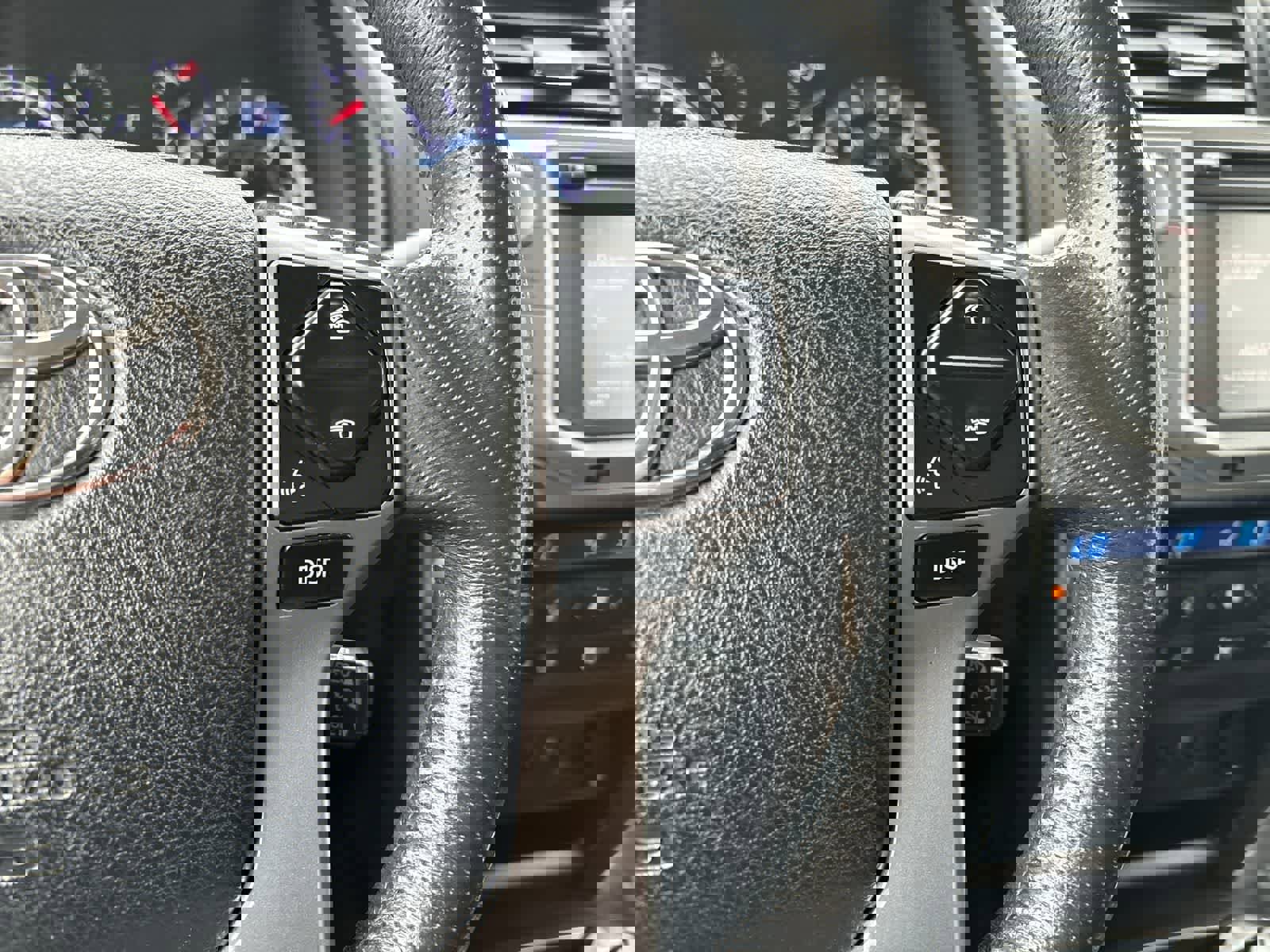 Used 2015 Toyota 4Runner Limited AWD/4WD image 15