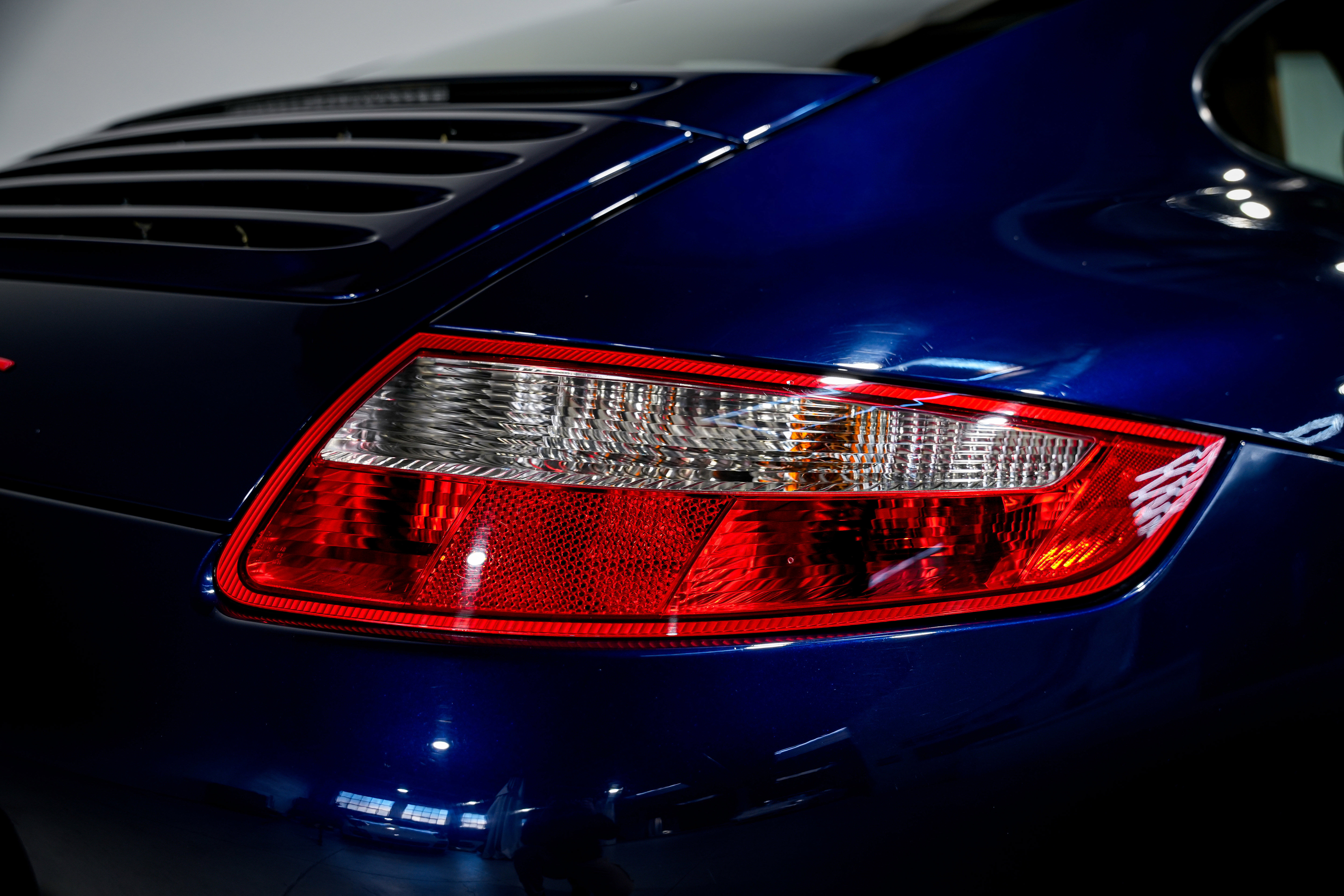 Used 2006 Porsche 911 Carrera S image 35