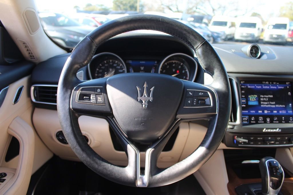 Used 2017 Maserati Levante S AWD/4WD image 5