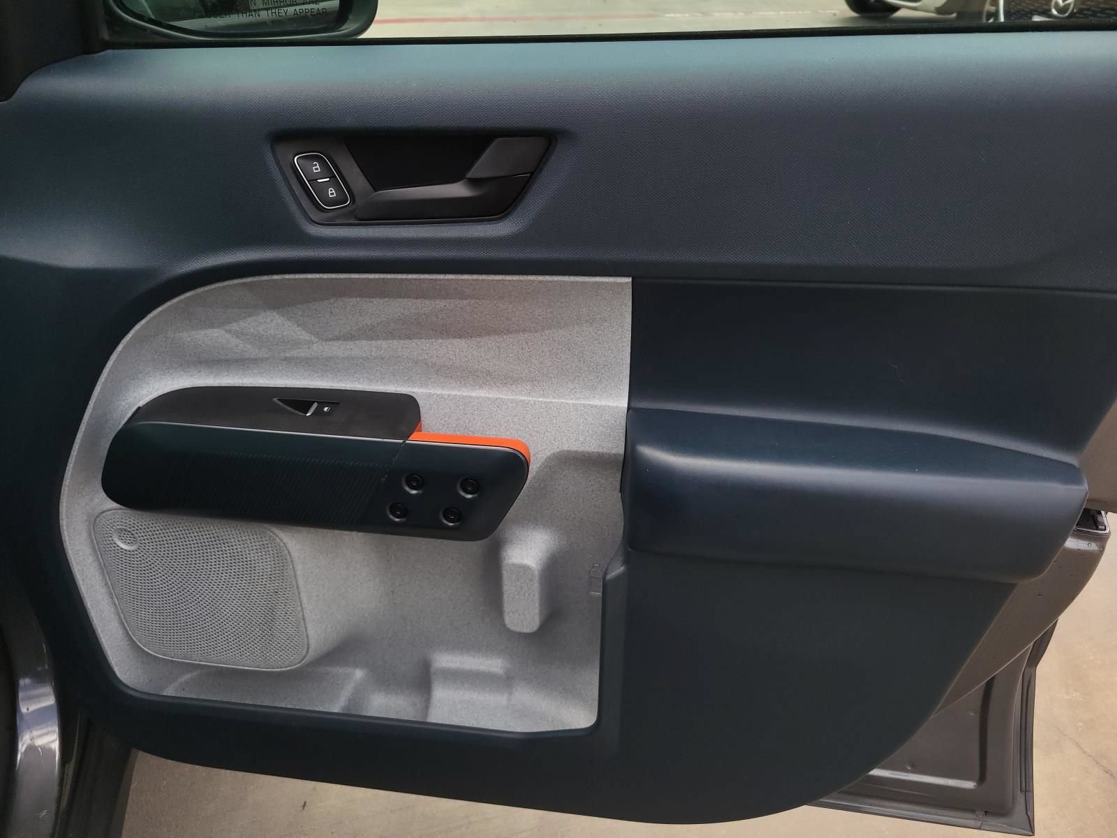 Used 2024 Ford Maverick XLT FWD image 8