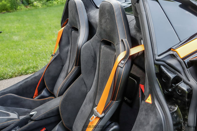 Used 2026 McLaren 750S Spider RWD image 31