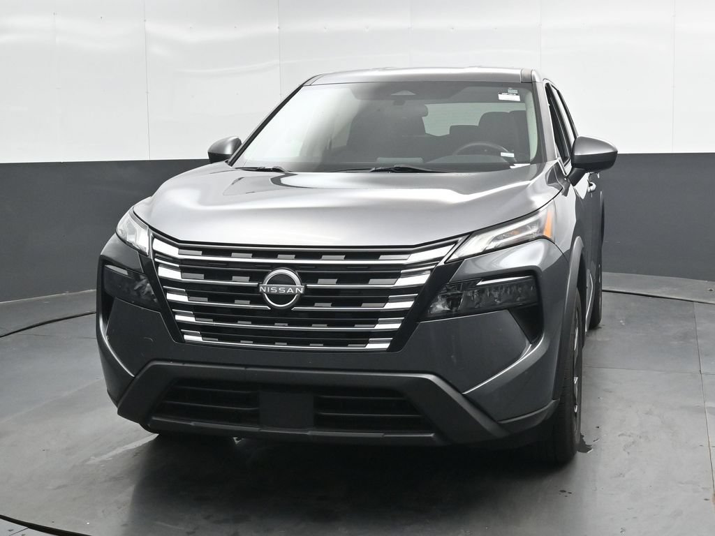 Used 2024 Nissan Rogue SV FWD image 8
