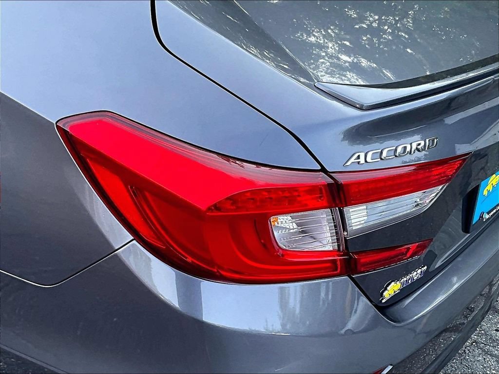 Used 2018 Honda Accord Sport image 30