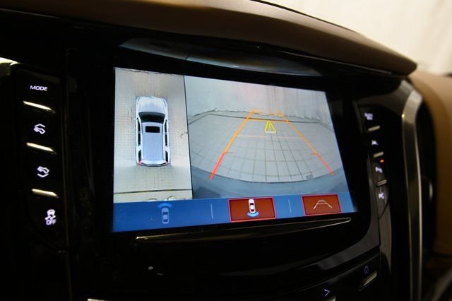 Used 2020 Cadillac Escalade Platinum AWD/4WD image 7