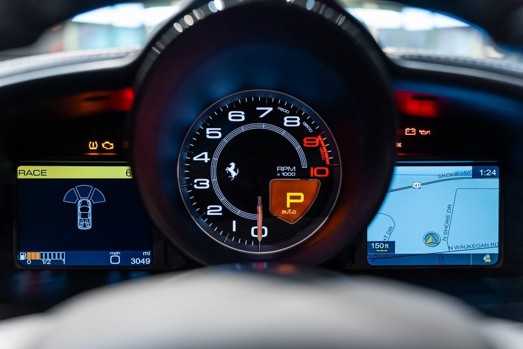 Certified 2014 Ferrari 458 Spider RWD image 29