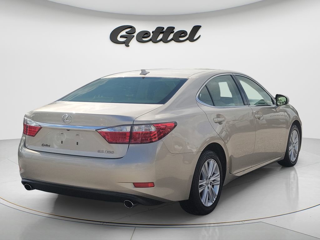Used 2013 Lexus ES 350 w/ Premium Pkg FWD image 4